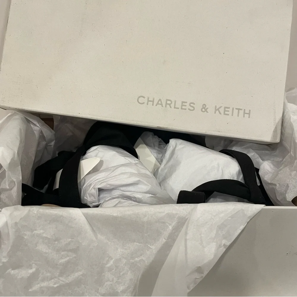 Charles and Keith Eliana Black Textured Tie Around Heeled Sandals Women's Size 7
